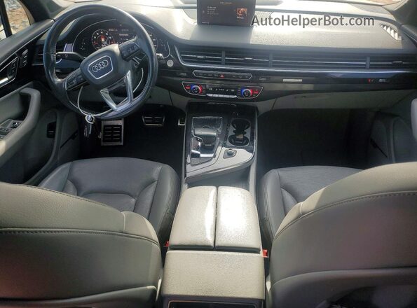 WA1VAAF77JD043221 2018 AUDI Q7 Silver წინა პანელის ხედი