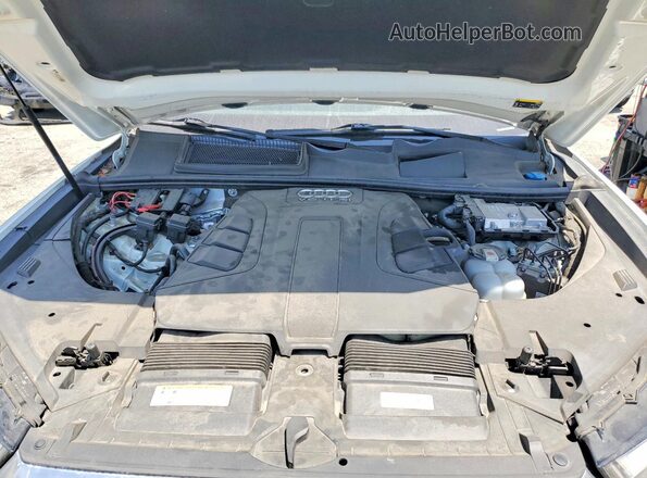 WA1VAAF78HD047739 2017 AUDI Q7 White Engine compartment view