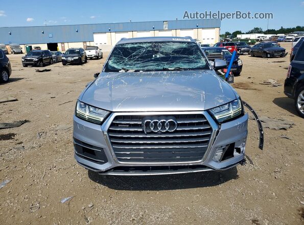 WA1VAAF78JD018750 2018 AUDI Q7 Silver Widok z przodu