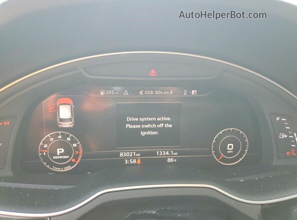 WA1VAAF78JD018750 2018 AUDI Q7 Silver Widok zestawu wskaźników
