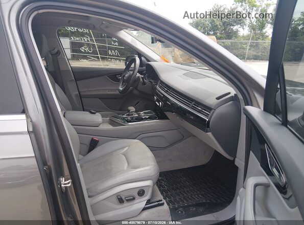 WA1VAAF79HD038709 2017 AUDI Q7 Beige Սալոնի դիմացի տեսք