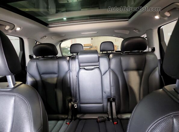 WA1VAAF79KD016507 2019 AUDI Q7 Black Rear seats view