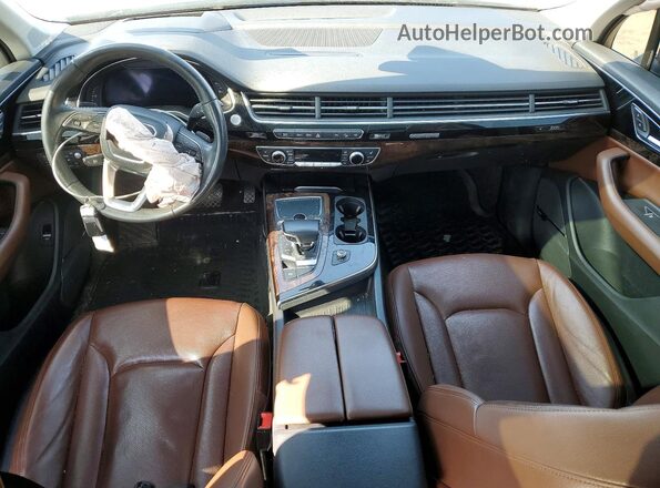 WA1VAAF7XJD011718 2018 AUDI Q7 Серебряный Вид панели приборов