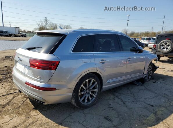 WA1VAAF7XJD011718 2018 AUDI Q7 Серебряный Задняя правая четверть