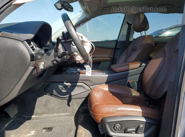 WA1VAAF7XJD011718 2018 AUDI Q7 Серебряный Вид салона спереди
