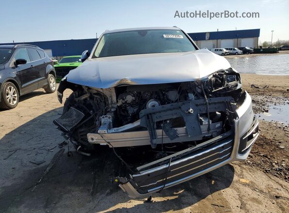 WA1VAAF7XJD011718 2018 AUDI Q7 Серебряный Вид спереди