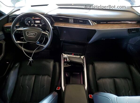 WA1VABGE0KB011095 2019 AUDI E-TRON Черный Вид панели приборов