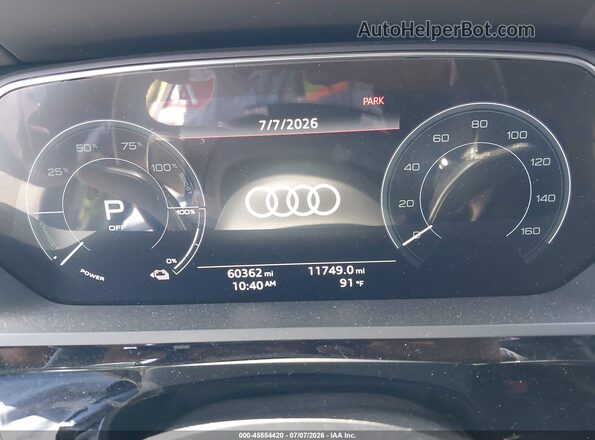 WA1VABGE6KB010775 2019 AUDI E-TRON Black Вид задніх сидінь