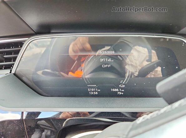 WA1VABGEXNB027048 2022 AUDI E-TRON Blue Вид щитка приладів