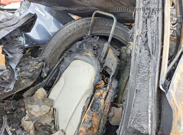 WA1VCBFP9GA048009 2016 AUDI SQ5 Burn Вид задніх сидінь