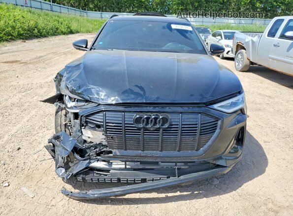 WA1VCBGE3NB039763 2022 AUDI E-TRON Black Вид спереду