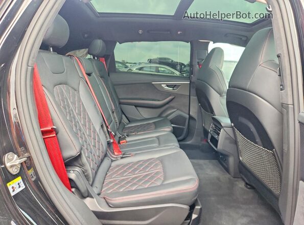 WA1VWBF77SD012155 2025 AUDI SQ7 Black Սալոնի հետևի տեսք