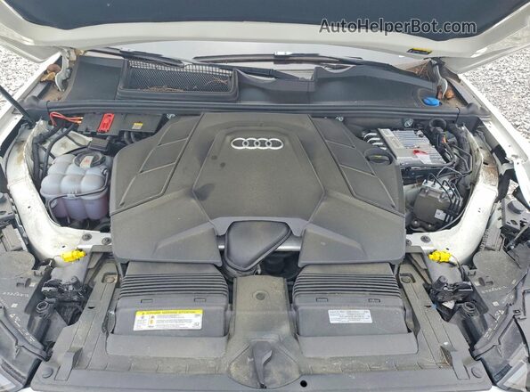 WA1VXAF74LD011702 2020 AUDI Q7 White Engine compartment view