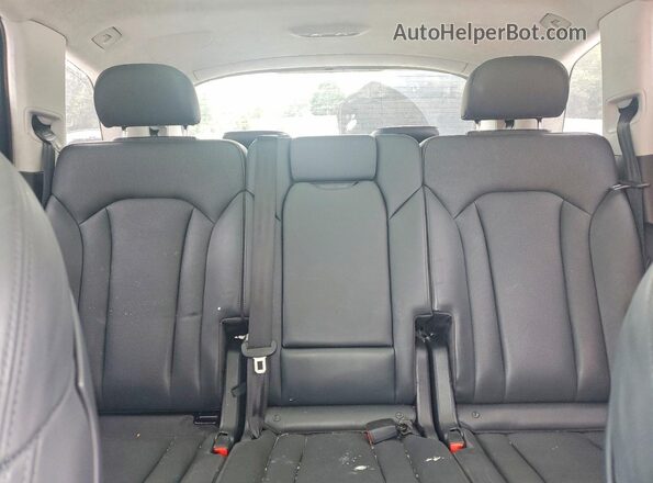 WA1VXAF77MD026986 2021 AUDI Q7 Gray Вид задніх сидінь