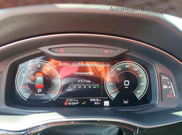 WA1VXBF73PD004140 2023 AUDI Q7 White Вид щитка приладів
