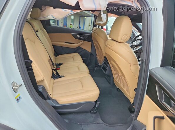 WA1VXBF76PD012300 2023 AUDI Q7 White Rear interior view
