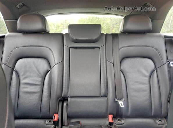 WA1W2AFP0GA032492 2016 AUDI Q5 Black Rear seats view