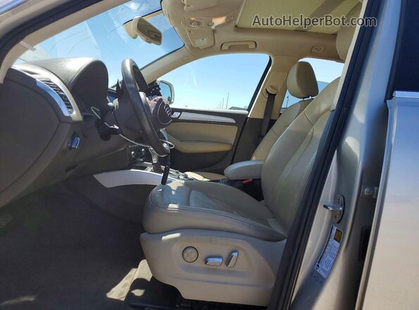 WA1W7AFP6HA033598 2017 AUDI Q5 Silver Vista interior delantera