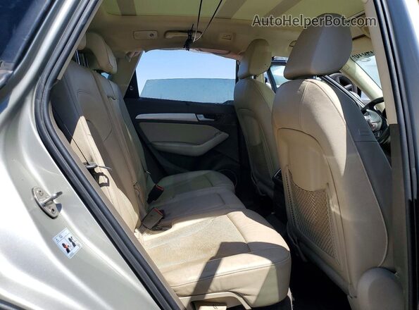 WA1W7AFP6HA033598 2017 AUDI Q5 Silver Vista interior trasera