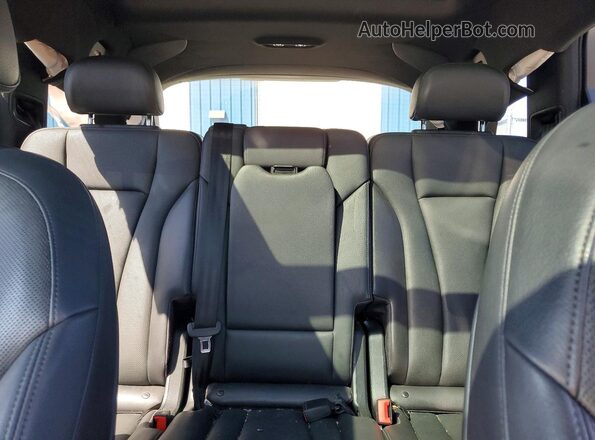 WA1WAAF70HD007739 2017 AUDI Q7 Gray Vista de los asientos traseros