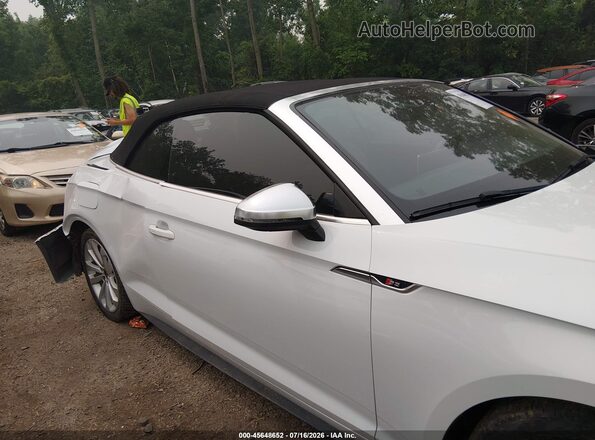 WAU24GF56JN004046 2018 AUDI S5 White Սալոնի հետևի տեսք