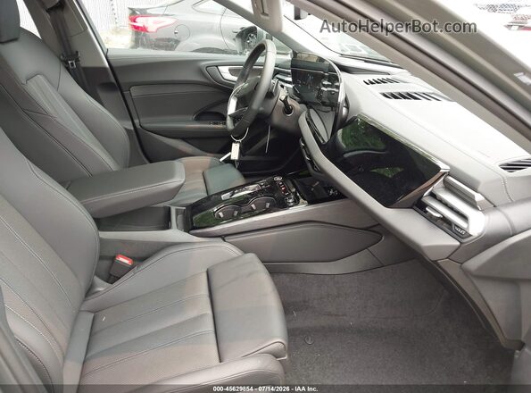 WAU2BCFUXSN054777 2025 AUDI ALL Gray წინა სალონის ხედი