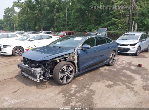 WAU3DAGH1SA019976 2025 AUDI A6 Blue Vista tres cuartos delantera izquierda