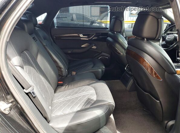 WAU43AFD9GN011906 2016 AUDI A8 Black Widok tylnych siedzeń
