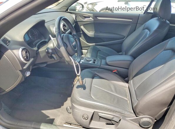 WAU67LFF2G1026538 2016 AUDI A3 Gray Front interior view