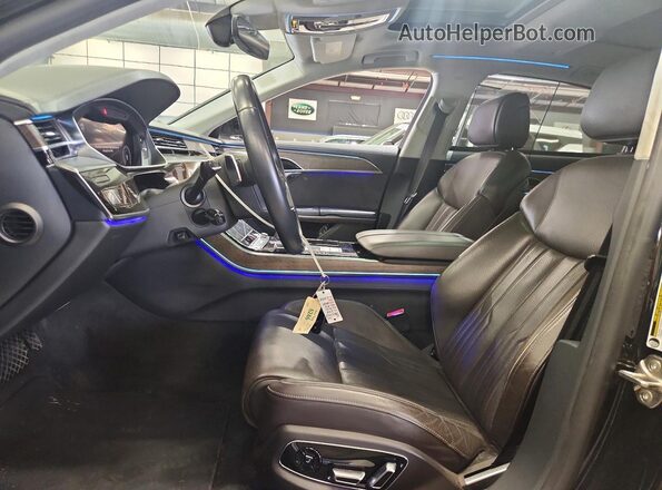 WAU8DAF85KN013825 2019 AUDI A8 Black Vista interior delantera