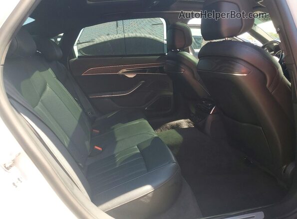 WAU8DAF89MN021980 2021 AUDI A8 White Widok tylnych siedzeń