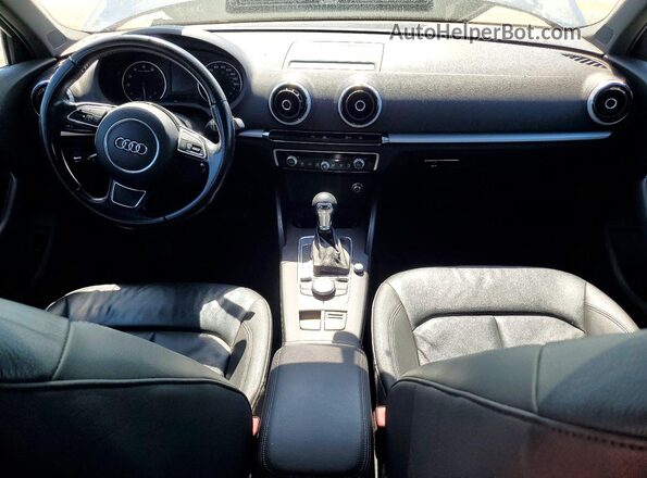 WAUA7GFF4G1003604 2016 AUDI A3 Black Widok deski rozdzielczej