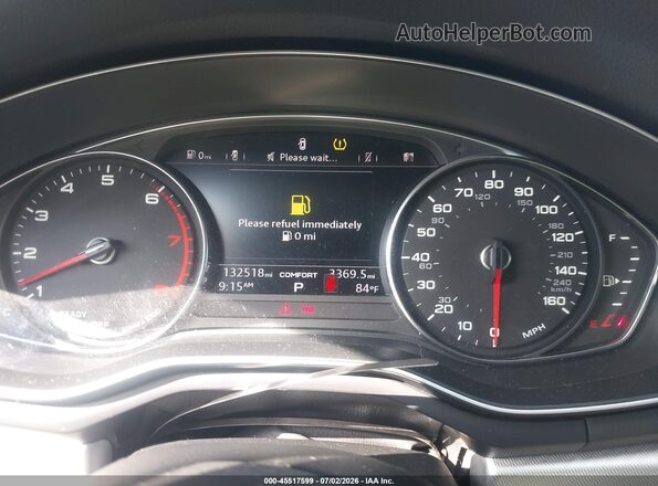 WAUANAF46HN063010 2017 AUDI A4 White Vista de los asientos traseros