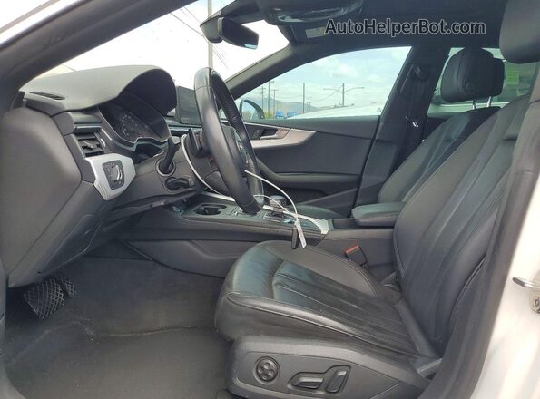 WAUANCF57JA043205 2018 AUDI A5 White Widok wnętrza z przodu