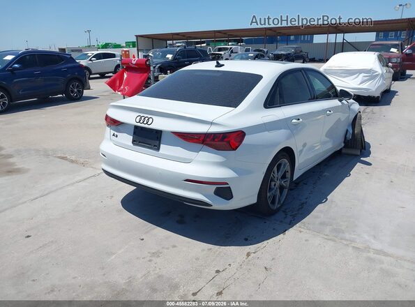 WAUAUDGY2RA043657 2024 AUDI A3 White Задня права чверть
