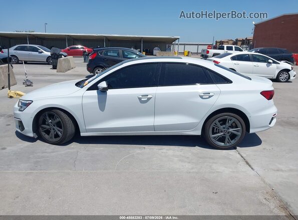 WAUAUDGY2RA043657 2024 AUDI A3 White Панорамний вид салону 360°
