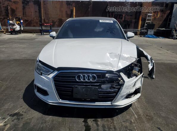 WAUAUGFF0K1012124 2019 AUDI A3 White Вид спереду