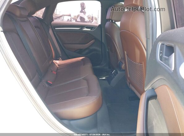 WAUAUGFF6H1044102 2017 AUDI A3 White VIN կոդի պիտակի տեսք