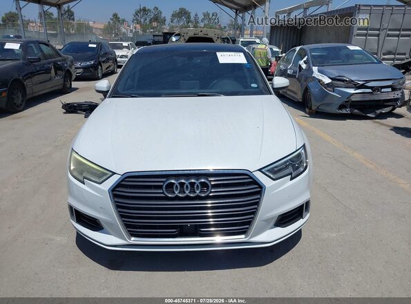 WAUAUGFF6H1044102 2017 AUDI A3 White Սարքավորումների վահանակի տեսք