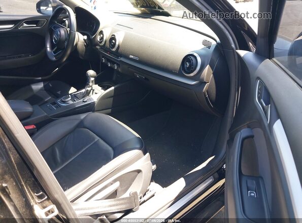 WAUAUGFF6J1029329 2018 AUDI A3 Black Вид салону спереду