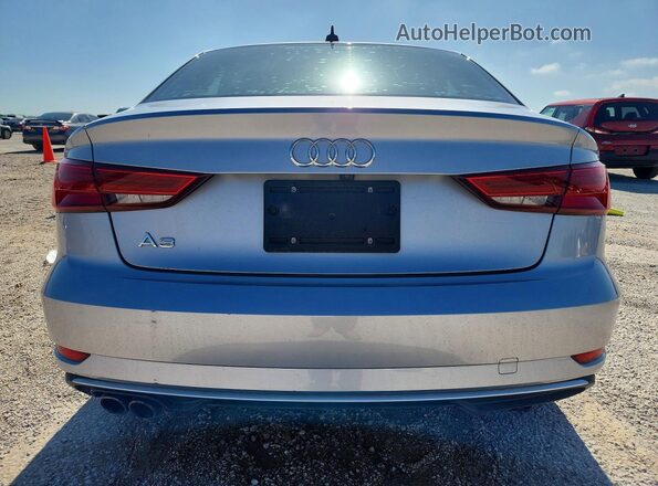 WAUAUGFF6K1015030 2019 AUDI A3 Silver Вид ззаду
