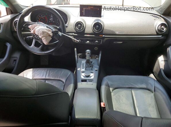 WAUAUGFF6KA092917 2019 AUDI A3 Gray Vista del salpicadero