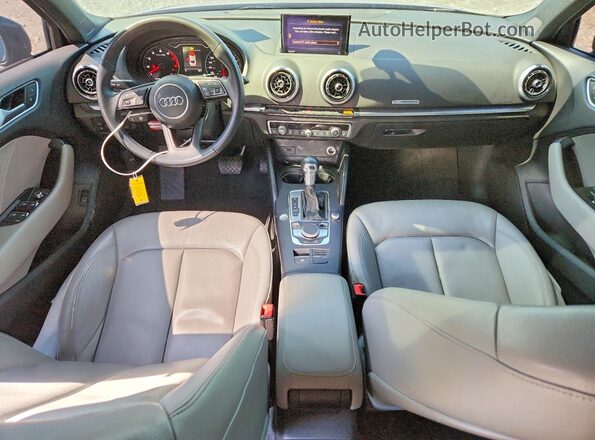 WAUAUGFFXLA015503 2020 AUDI A3 Blue Vista del salpicadero