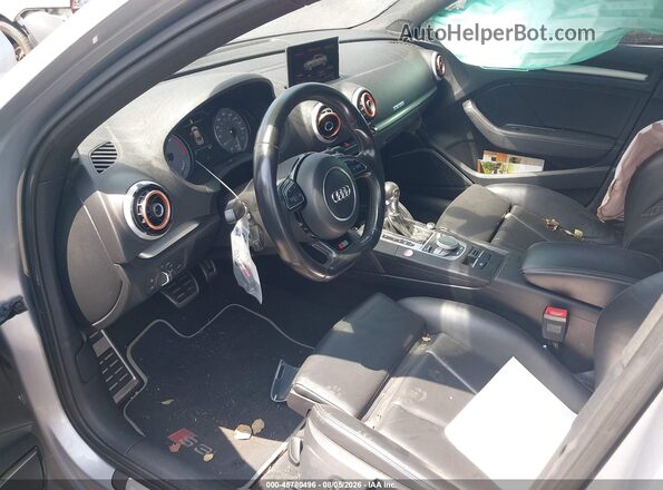 WAUB1GFF2G1037157 2016 AUDI S3 Silver Widok wnętrza z przodu