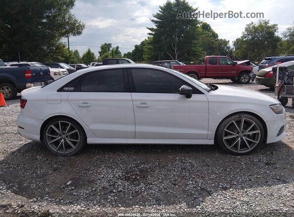 WAUB1GFF3H1029294 2017 AUDI S3 White Սալոնի հետևի տեսք