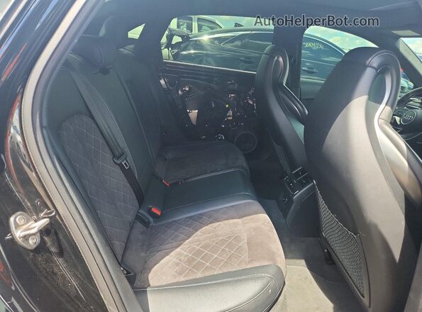 WAUB4AF46JA191316 2018 AUDI S4 Black Widok tylnych siedzeń