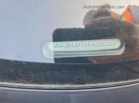 WAUB4AF49KA035238 2019 AUDI S4 Серый Вид подкапотного пространства