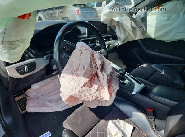 WAUB4AF49KA035238 2019 AUDI S4 Серый Вид панели приборов
