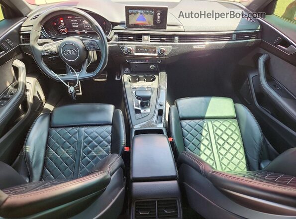 WAUB4AF49KA068854 2019 AUDI S4 Красный Вид панели приборов