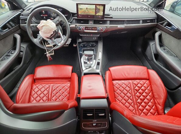 WAUB4BF46MA068142 2021 AUDI S4 Gray Dashboard view